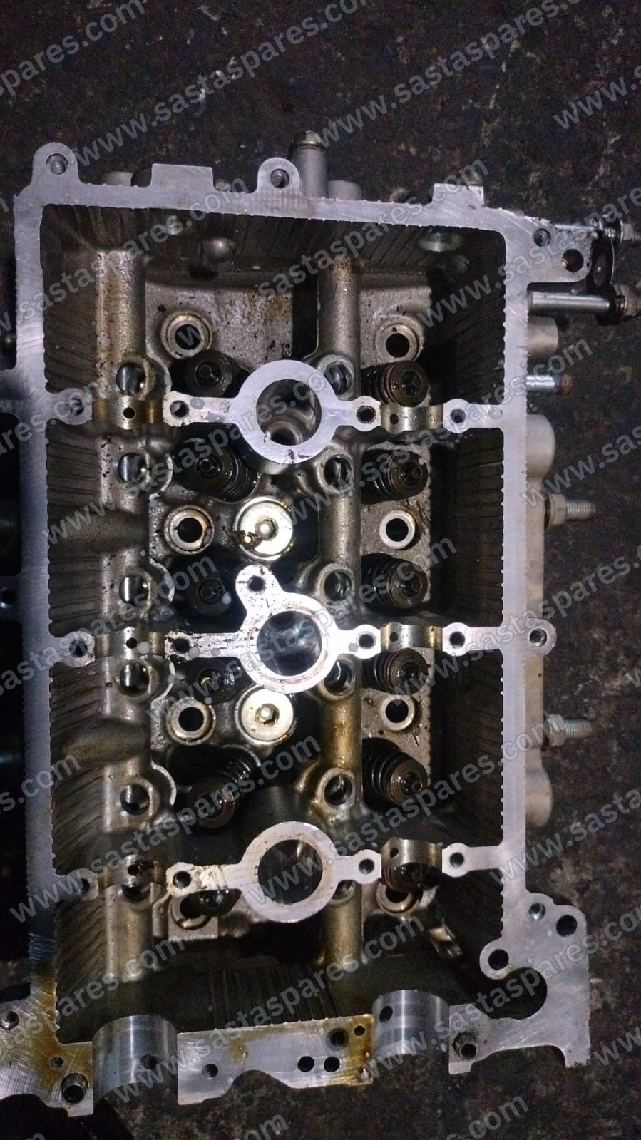 Engine head - Wangon R 2013