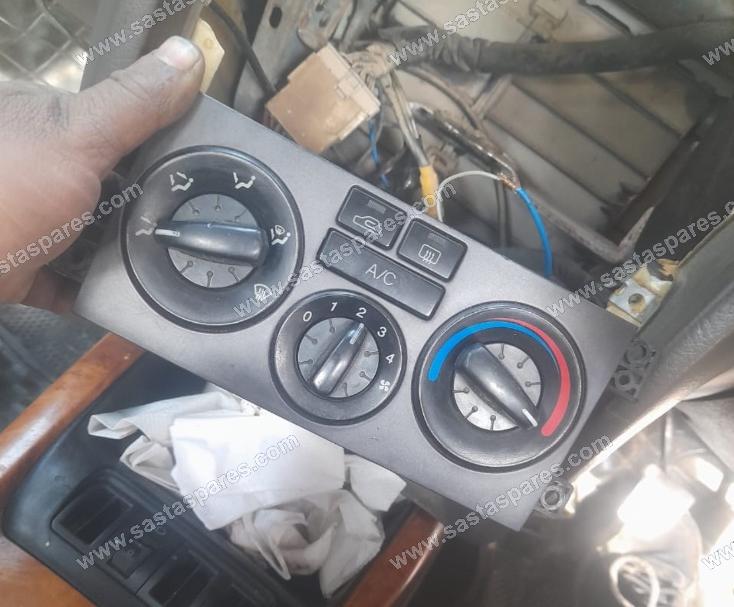 AC panel - Hyundai Elantra 2006 Diesel