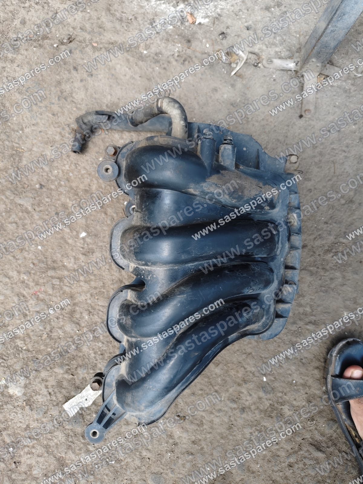 Intake manifold Hyundai Verna fluidic 2013 petrol