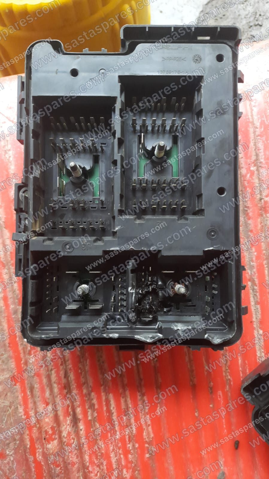 Fuse box - Mahindra XUV 500 diesel 2018, फोटो 3