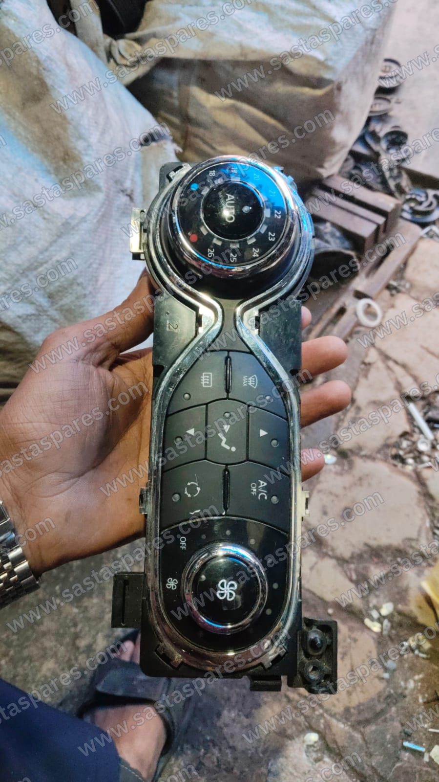 A/C Control Panel For Renault Duster 2016-2020