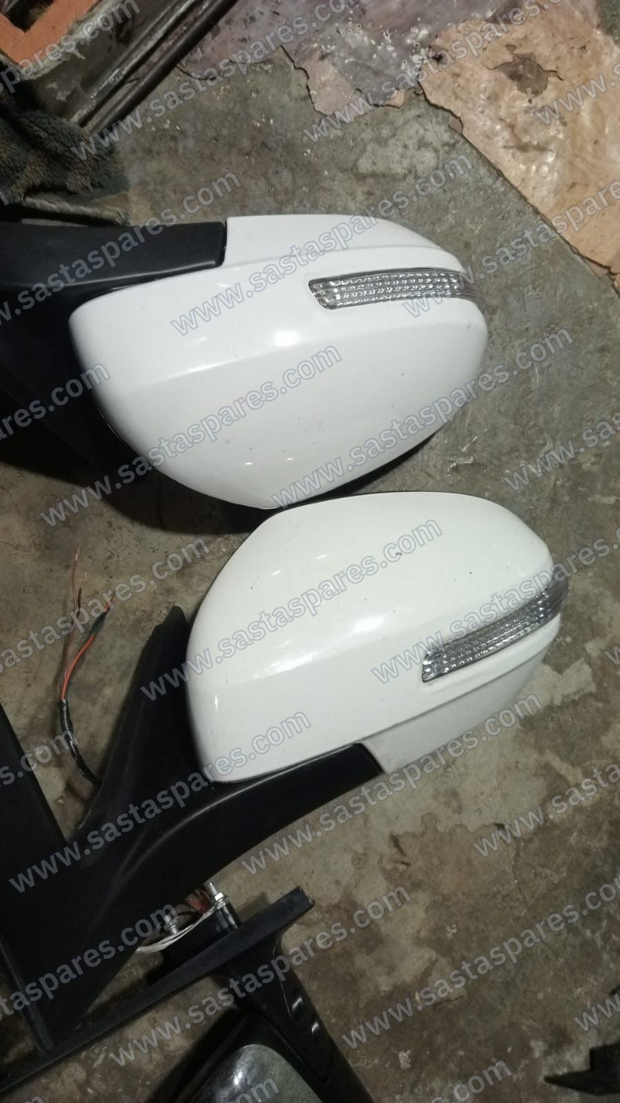 Side Mirrors - Both side - Ertiga 2013/2014 -White colour, view 2